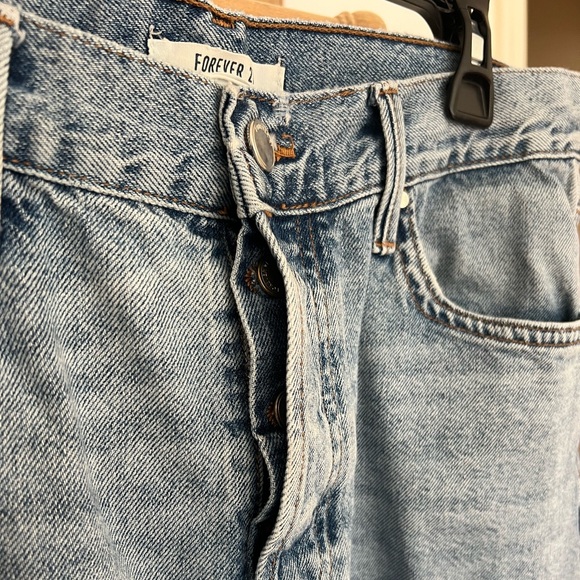 Forever 21 Jeans - Picture 3 of 4